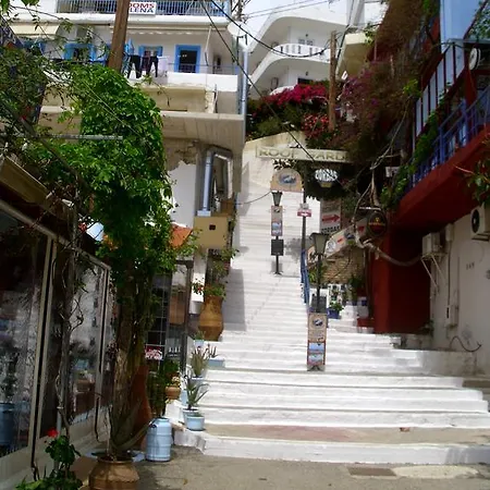 Nefeli Agia Galini